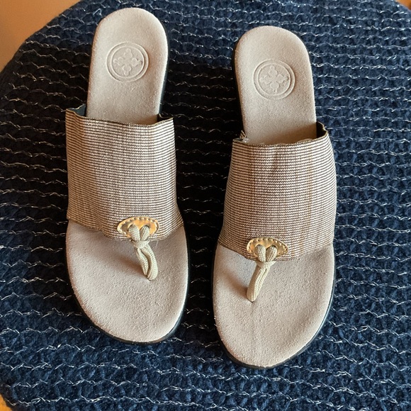 CHARLESTON SHOE CO. Shoes - CHARLESTON SHOE CO Sandal Size 6